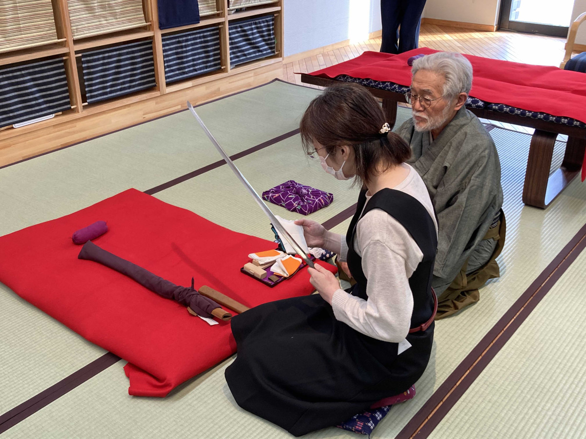 体験のあとは刀の鑑賞会